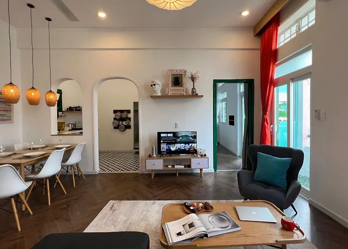 Lovely Boho Apt At Nguyen Hue By Circadian